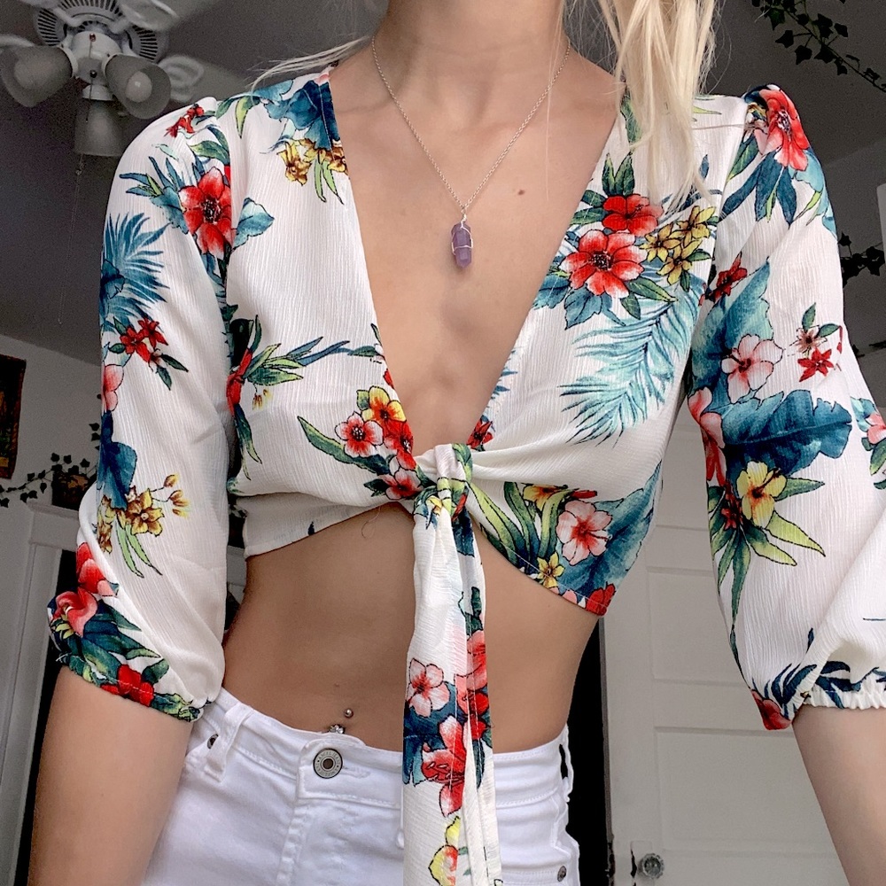 Adjustable Tie White Tropical Crop Top
